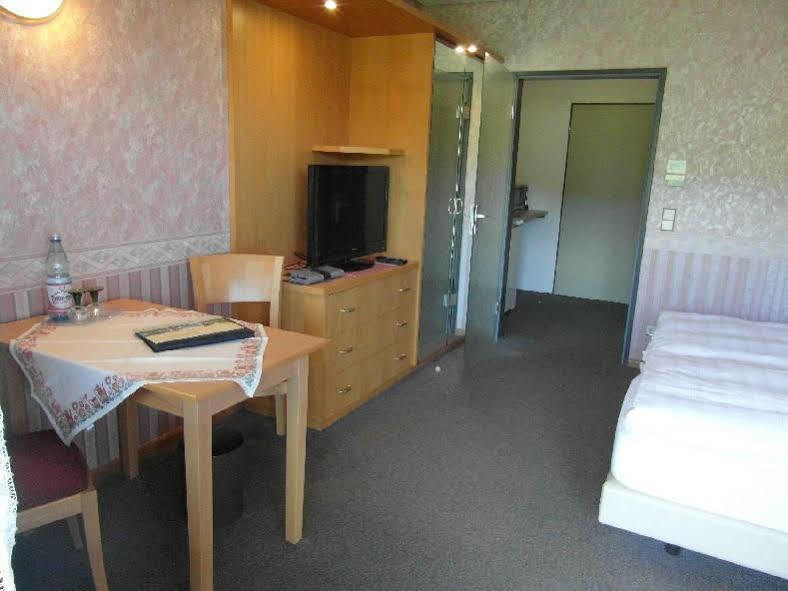 Hotel Ritschlay Bollendorf Bagian luar foto